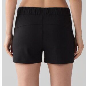 Lululemon On The Fly Short *Woven *2.5” – Black